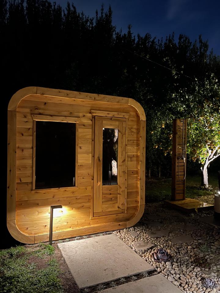 Luna Sauna | Canadian Timber Collection | Outdoor Home Sauna Kit