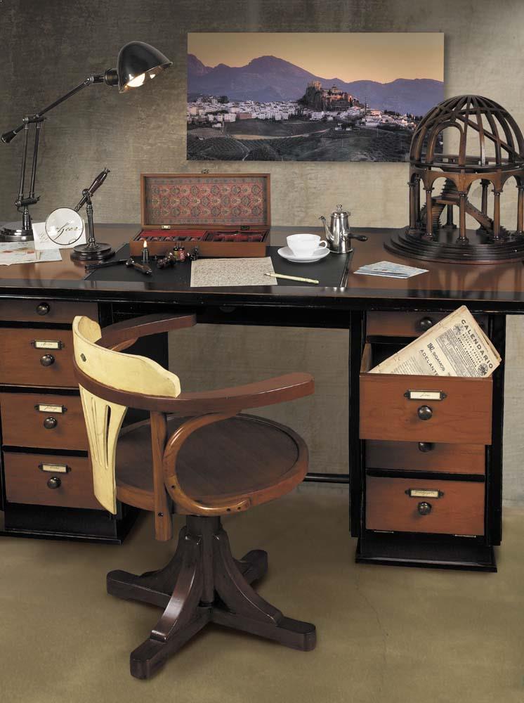 Captain's Desk by Authentic Models